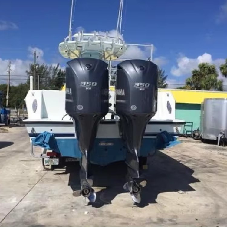 Slightly Brand New/ Used 2024 Yamahaa 350 HP 4-Stroke Outboard Motor Engine